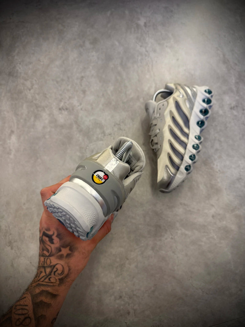 Tênis Air Max DN 8 2025 - Cinza - Importado