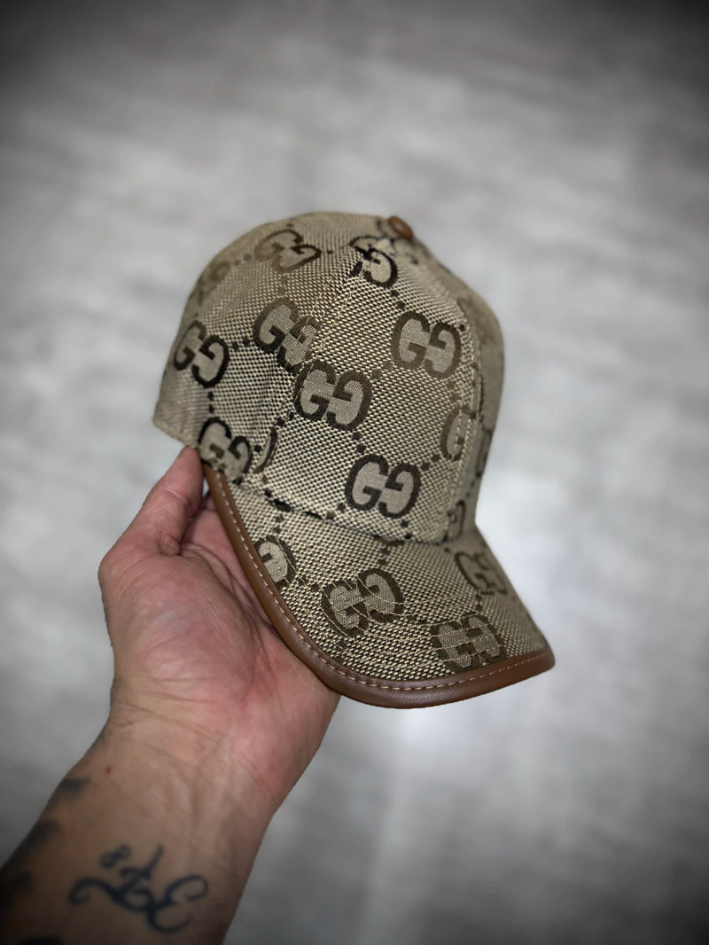 Boné Gucci Monograma - Bege - GG Peq
