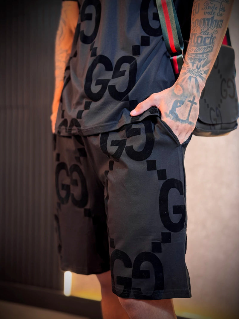 Conjunto GUCCI - Camiseta + Short - Importado Premium - Preto