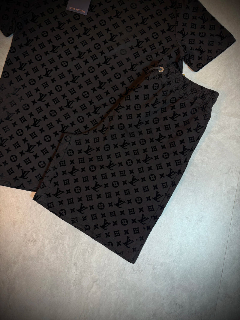 Conjunto LV Camurça - Camiseta + Short - Importado Premium - Preto