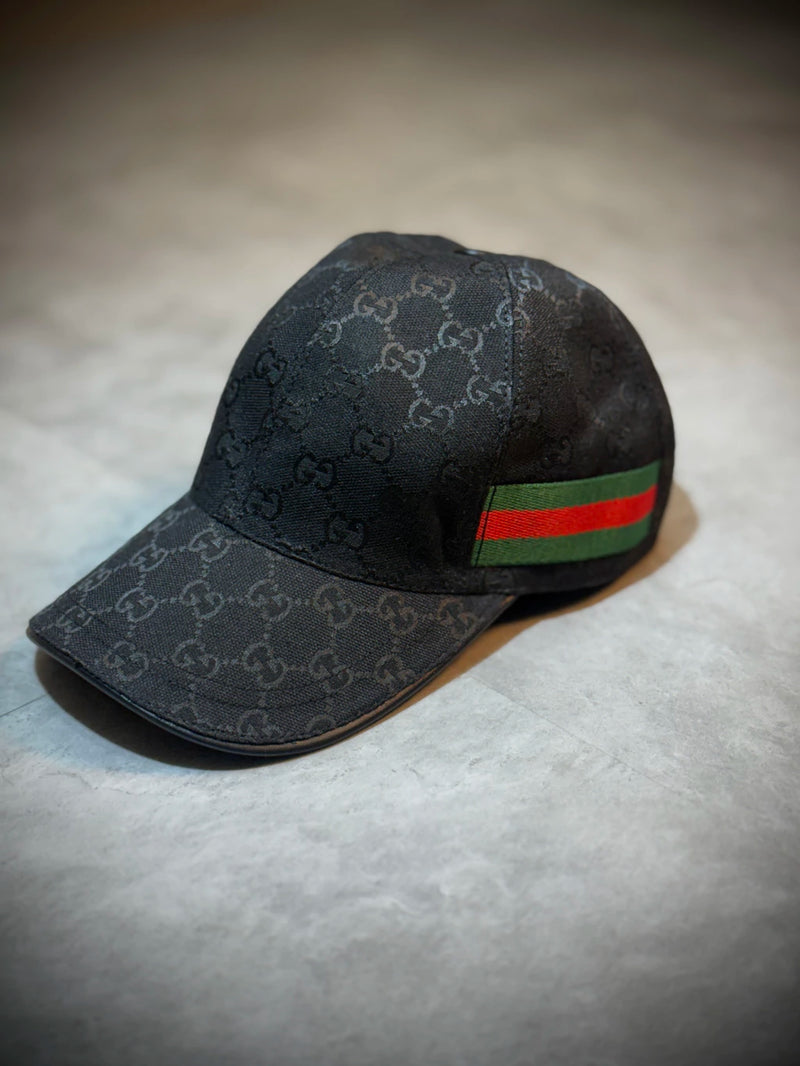Boné Gucci Tradicional - Fita lateral verde|vermelha (Preto)