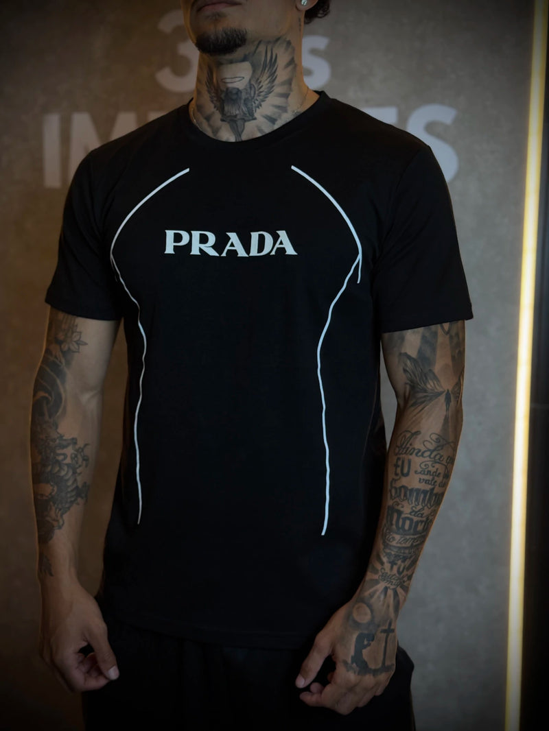 Camisa Prada Escrito Frontal - Premium - Preta