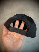 Boné placa PRADA Frontal - Importado - Preto Acetinado