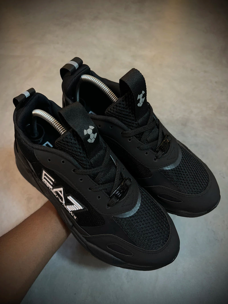 Tênis Emporio Armani | Logo EA7 Branca - Preto