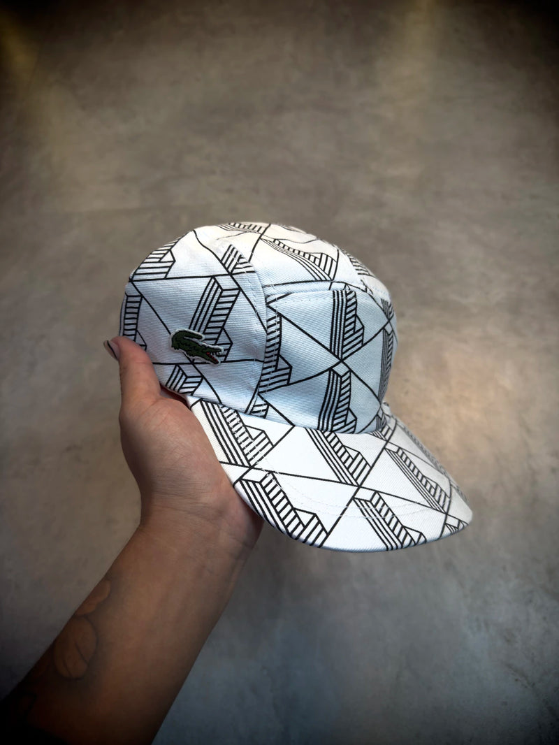Boné Lacoste Pano Monograma 2025 - Branco