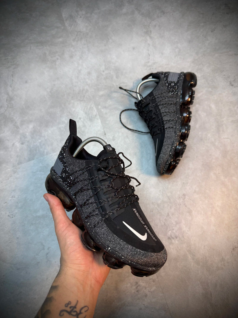Tênis VaporMax Utility- Preto com Cinza | SALDÃO