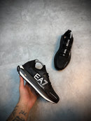 Tênis EA7 - Detalhe Águia Metal | Preto com Branco