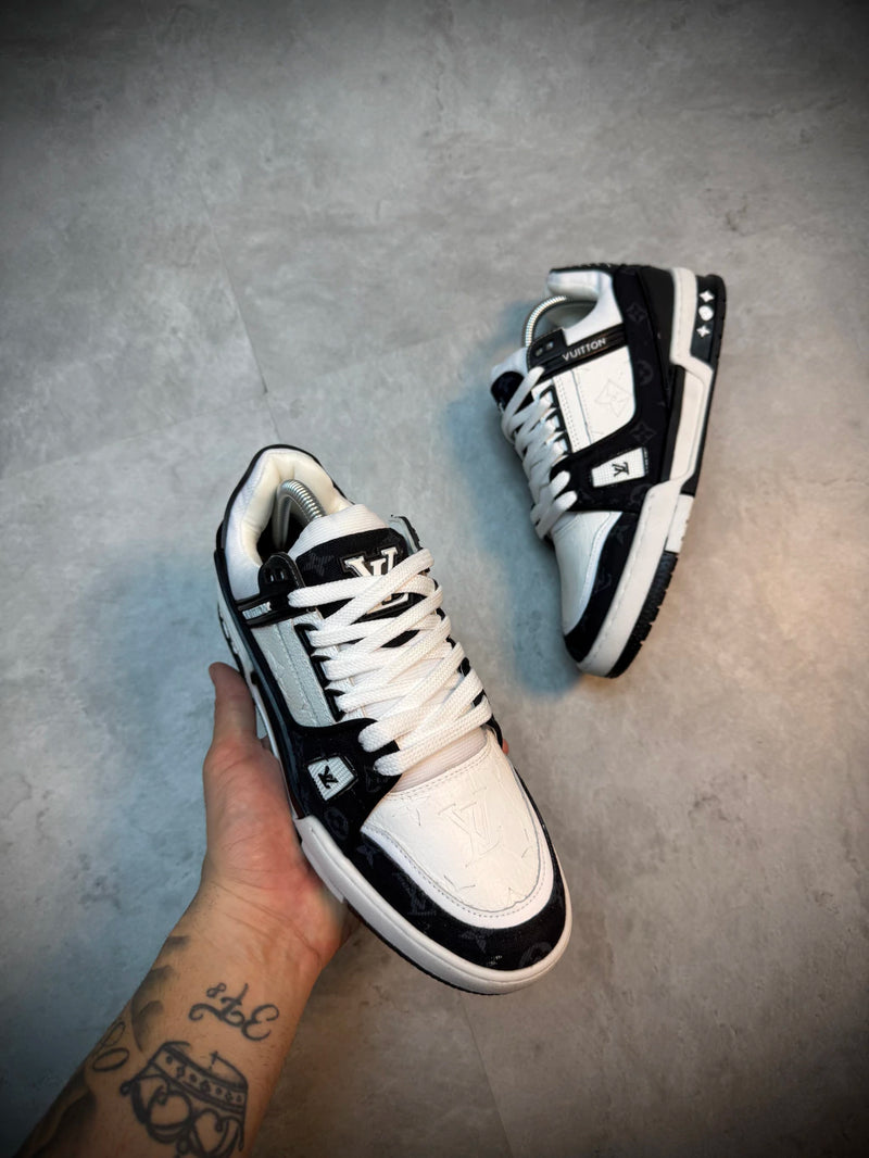 Tênis LV Símbolos | JEANS - Branco e Preto