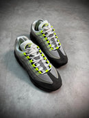 Tênis Air Max 95 - Preto/Verde - Importado